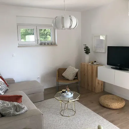 Apartment Near The Beach,free Parking&wifi Makarska